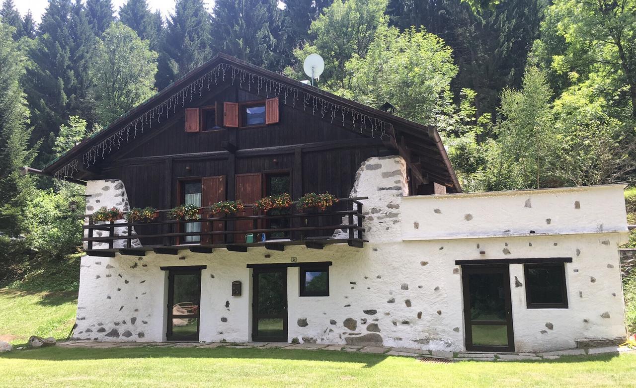 B/B La Locanda Delle Pulci Mezzana (Trentino Alto Adige) Exterior foto
