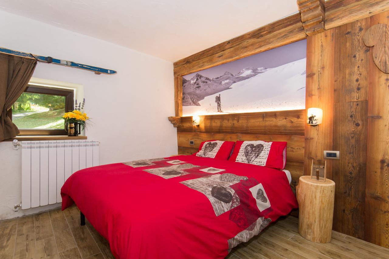 B/B La Locanda Delle Pulci Mezzana (Trentino Alto Adige) Exterior foto