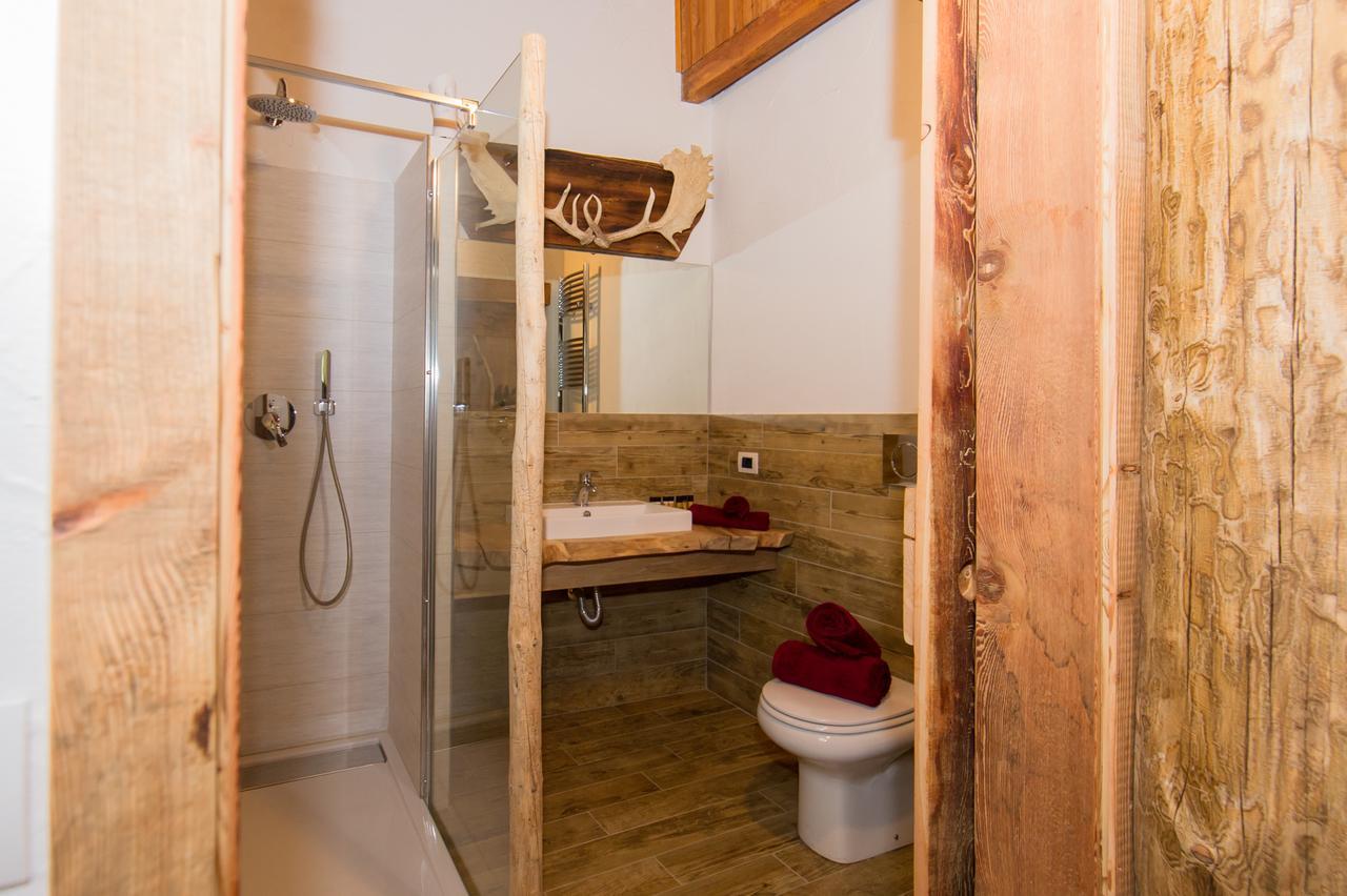 B/B La Locanda Delle Pulci Mezzana (Trentino Alto Adige) Exterior foto