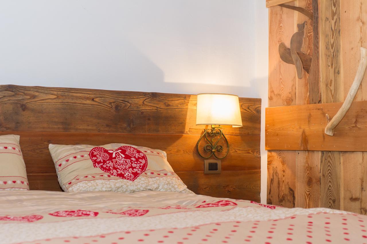 B/B La Locanda Delle Pulci Mezzana (Trentino Alto Adige) Exterior foto